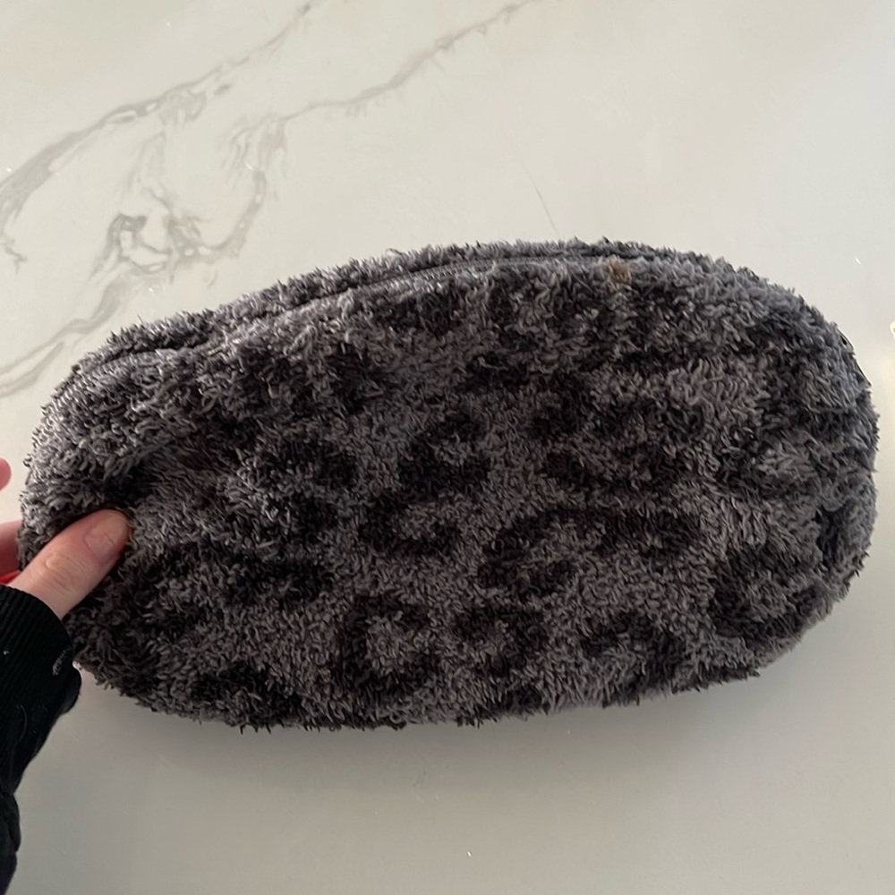 Barefoot Dreams Makeup Bag